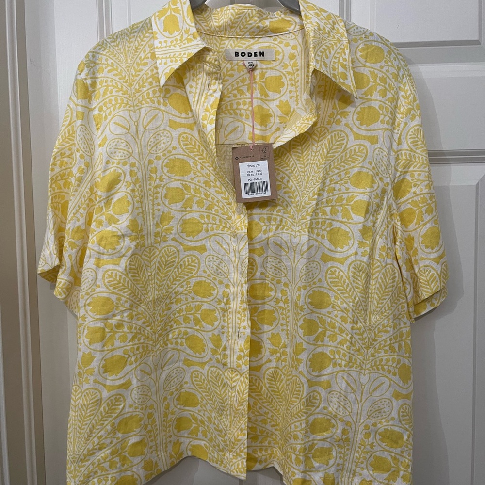 Boden Hazel Short Sleeve Linen Shirt in Passion Fruit/Gardenia Swirl